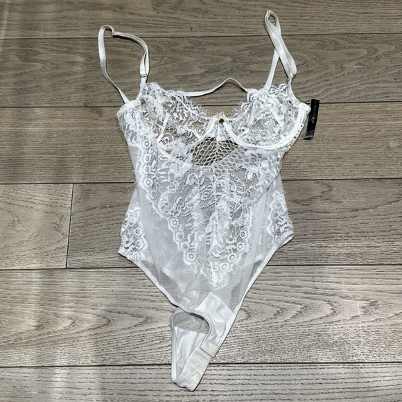 Gooseberry Intimates White Lace Bodysuit - Picture 1 of 6